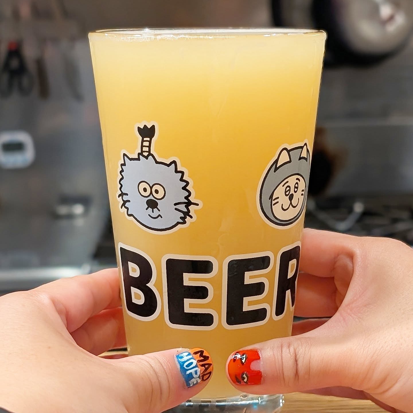 山本ホップが頂いたNEKOBEERの「濁り侍 にゃん平時」