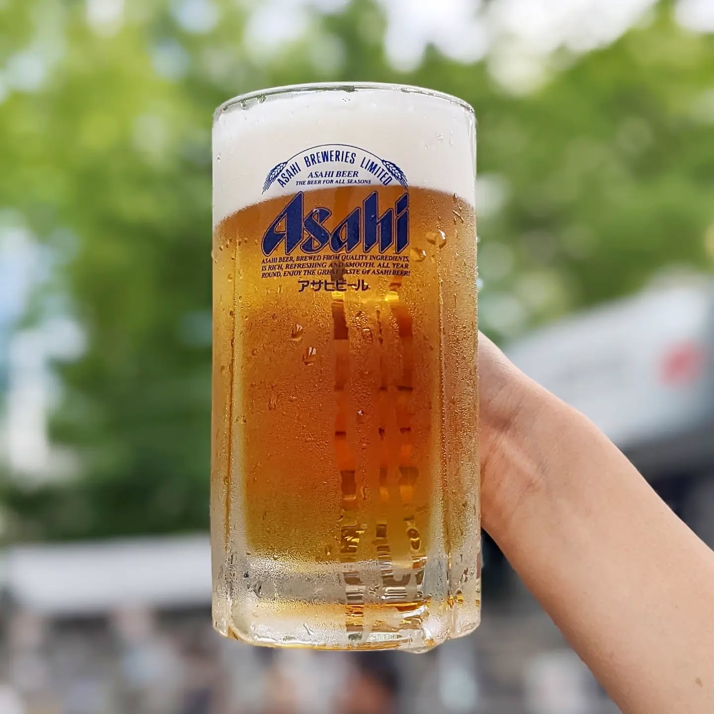 山本ホップが頂いたアサヒビールの「スーパードライ」