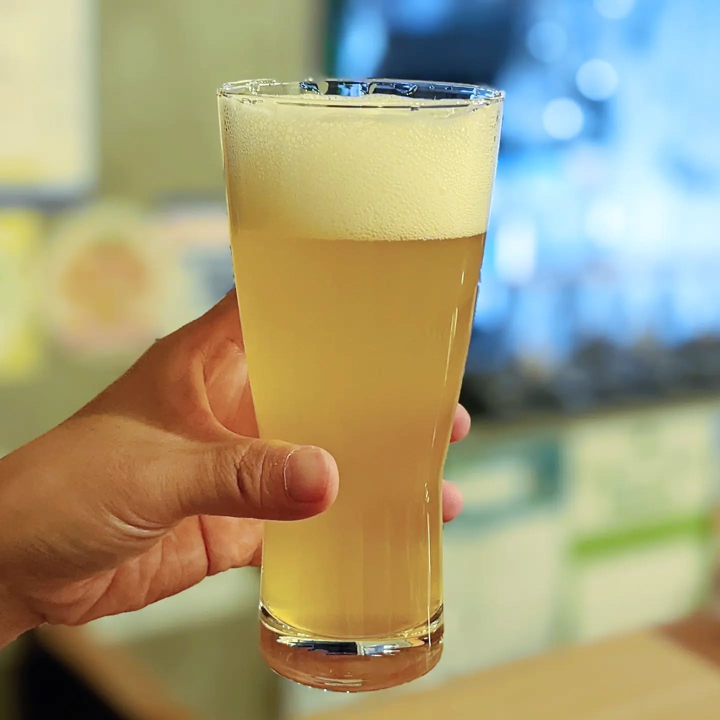 山本ホップが頂いた北アルプスブルワリーの「氷河APPLE ALE」