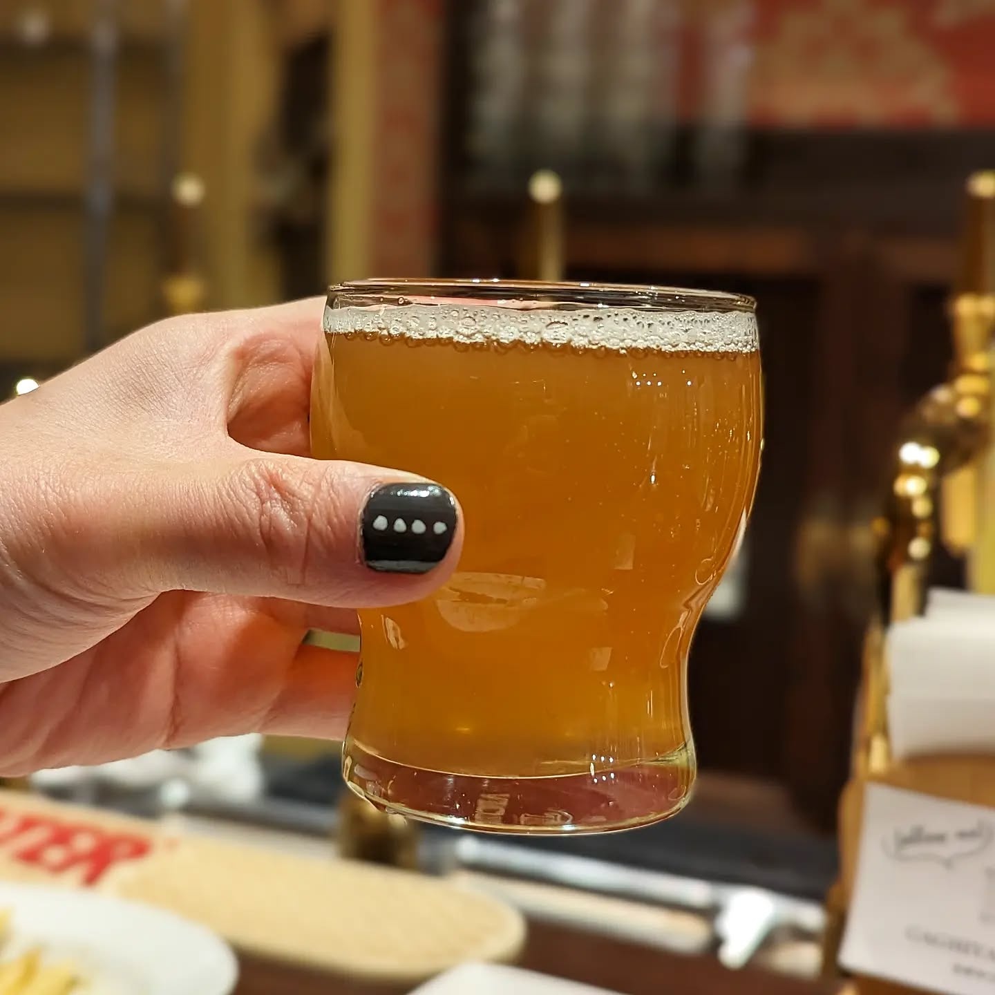 山本ホップが頂いたCAGHIYA BREWERYの「White Rabbit」