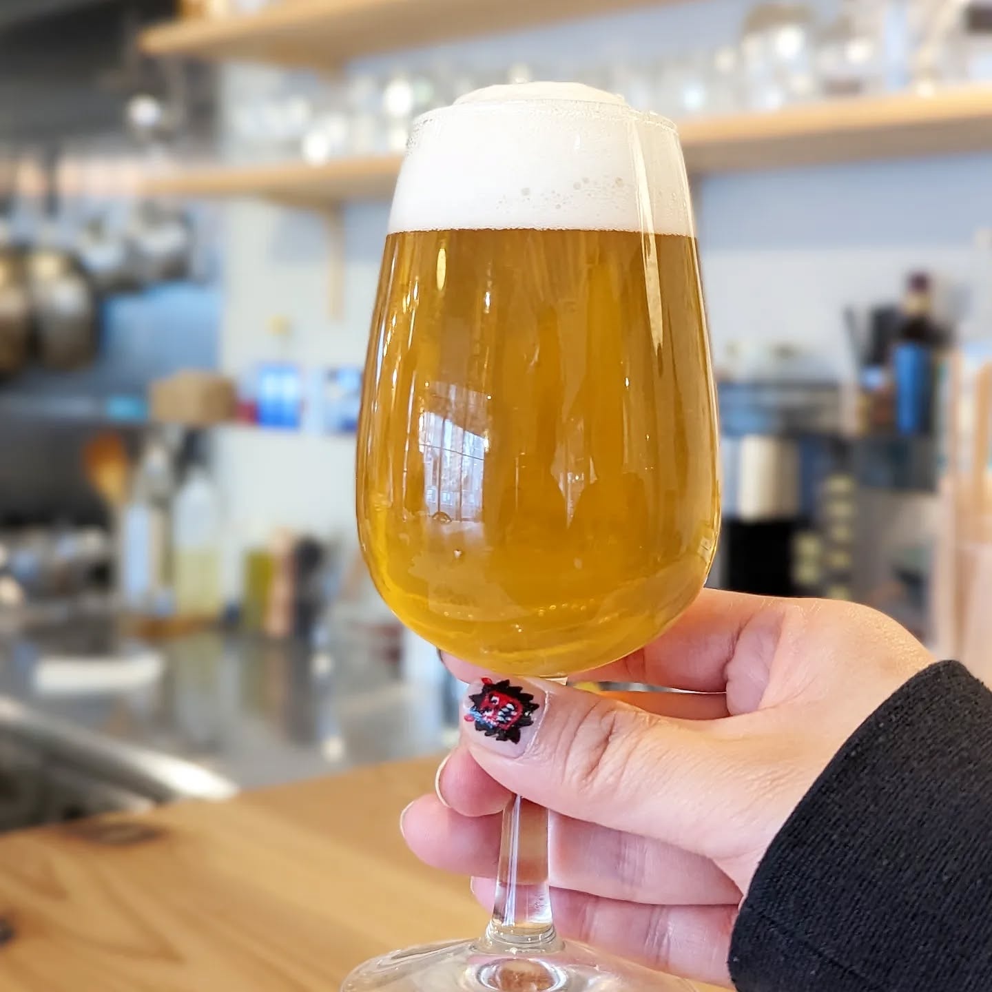 山本ホップが頂いたBREWCCOLYの「Hop to farmizen アメリカンペールエール」