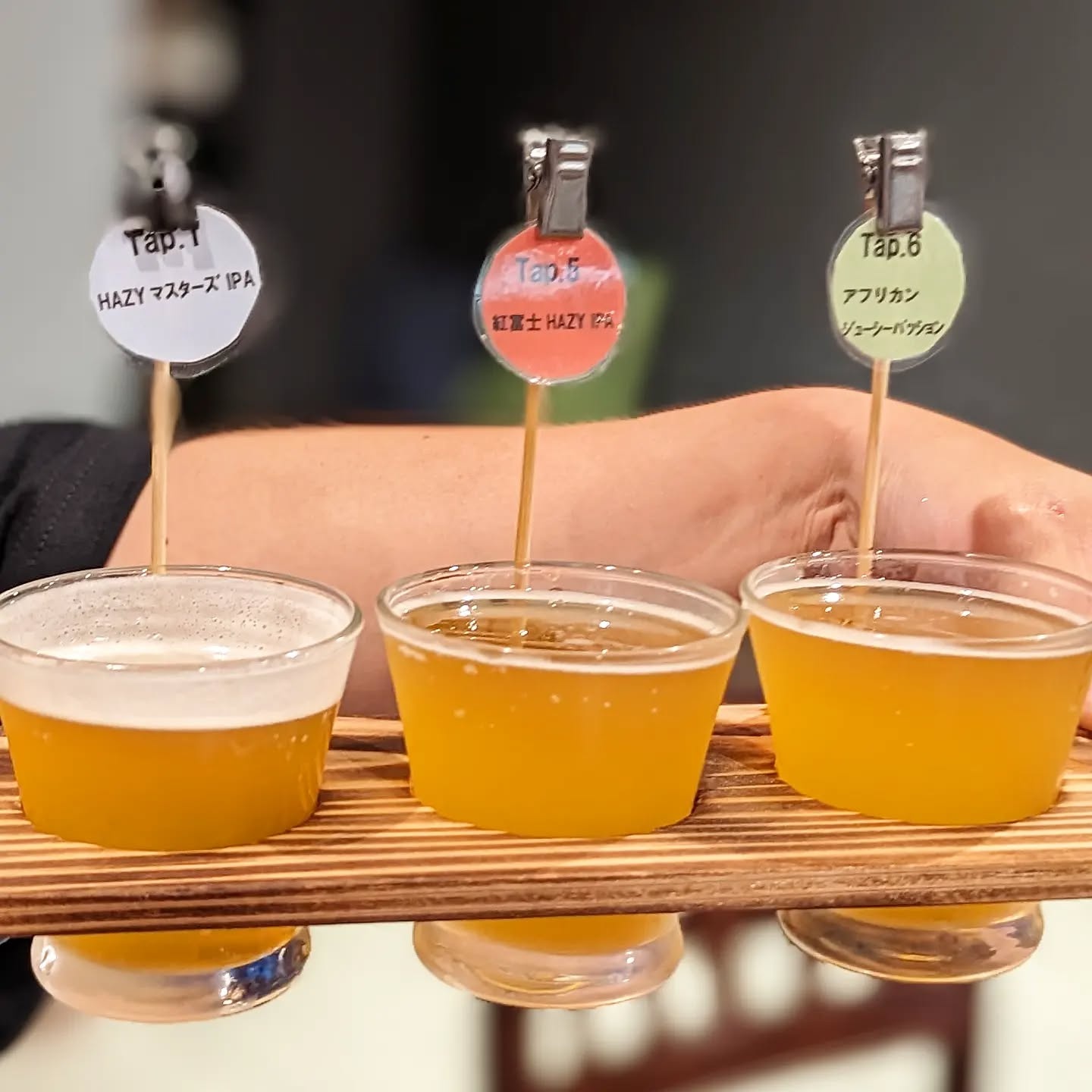 山本ホップが頂いたMASTERS BREWINGの「飲み比べ」