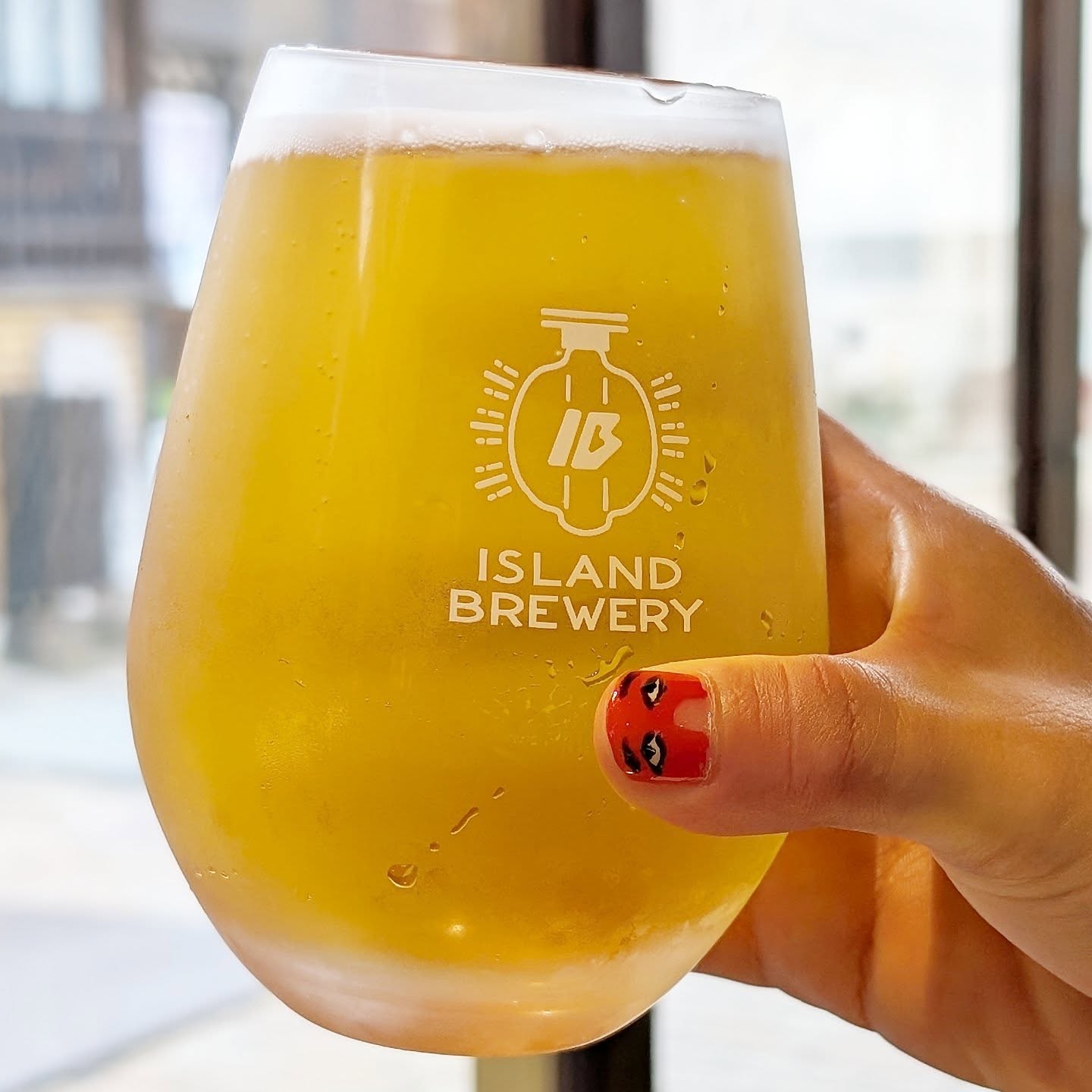 山本ホップが頂いたISLAND BREWERYの「GOLDEN ALE」