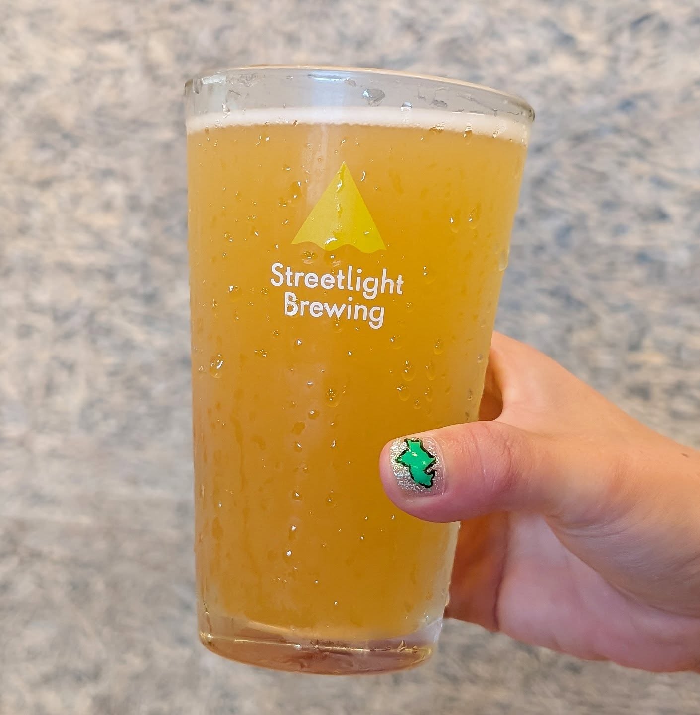 山本ホップが頂いたStreetlight Brewingの「Tropirical」